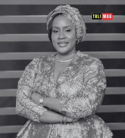 Portrait de Ramatoulaye Camara, Cheffe de Cabinet au Ministère du Travail et de la Fonction Publique de Guinée, symbole de leadership féminin et de gouvernance inclusive